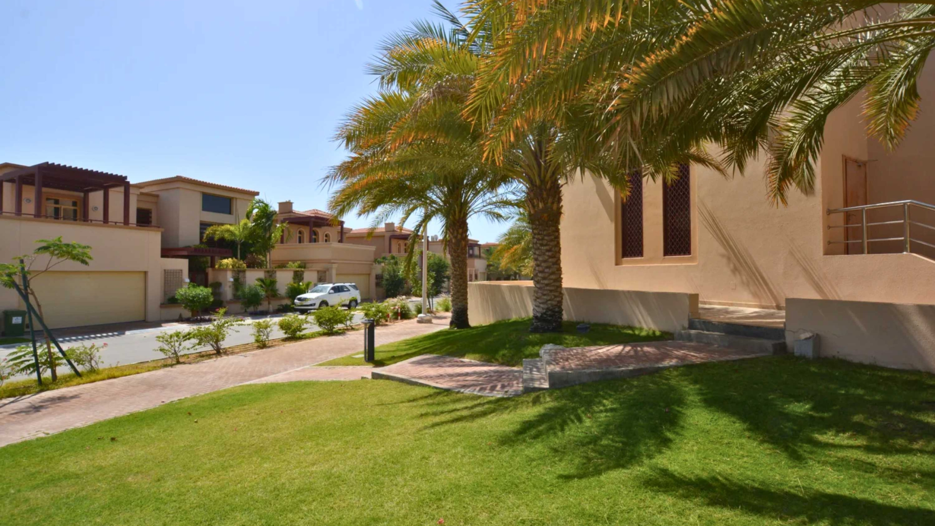 Golf Garden in Khalifa city