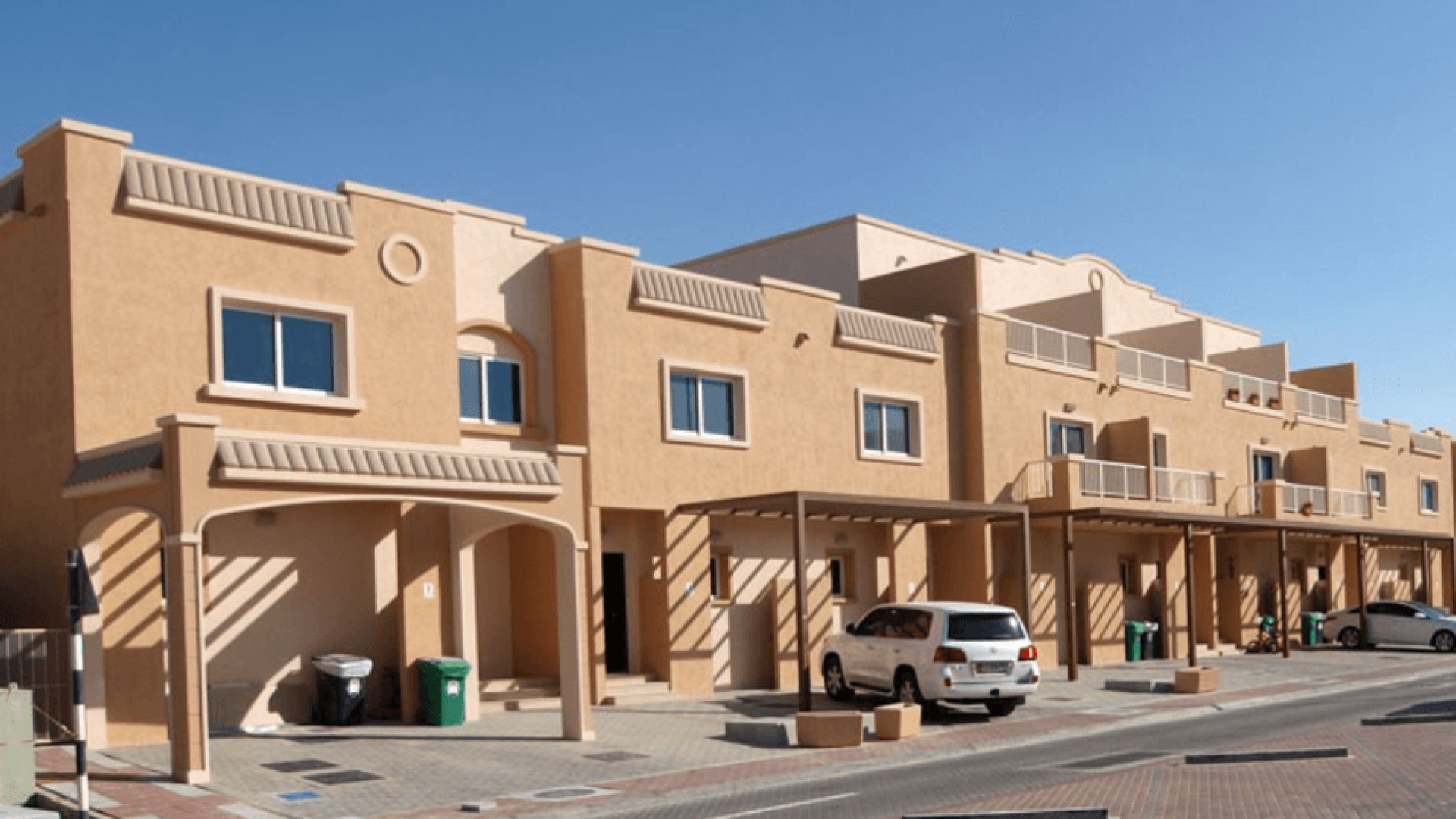 al reef villas aminities facilities